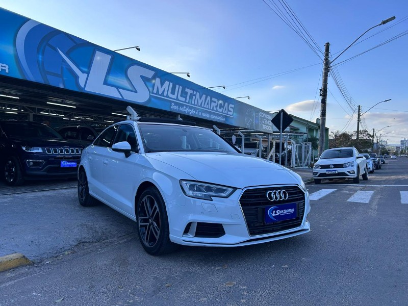 AUDI A3 PERFORMANCE S-TRONIC 2.0 TFSI 2019/2019 LS MULTIMARCAS VENÂNCIO AIRES / Carros no Vale