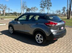 NISSAN ​KICKS S CVT 2018/2018 NEURI VEÍCULOS LAJEADO / Carros no Vale