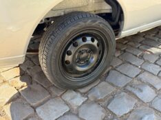 FORD COURIER 1.6 2012/2012 ELY AUTOMÓVEIS LAJEADO / Carros no Vale