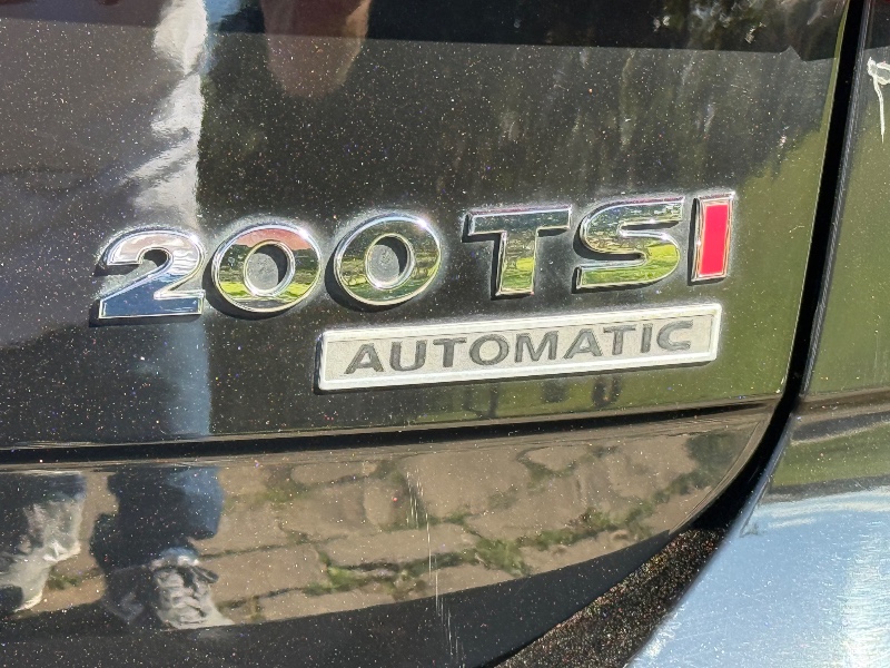 VOLKSWAGEN VIRTUS 1.0 200 TSI COMFORTLINE AUTOMATICO 2018/2018 ELY AUTOMÓVEIS LAJEADO / Carros no Vale