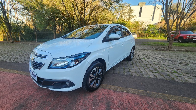 CHEVROLET ONIX /2015 FERNANDO AUTOMÓVEIS | REVENDA DE CARROS ARROIO DO MEIO ARROIO DO MEIO / Carros no Vale