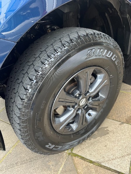NISSAN FRONTIER ATTACK 2.3 BI TURBO 4X4 AT 2020/2020 BOSCO AUTOMÓVEIS GUAPORÉ / Carros no Vale