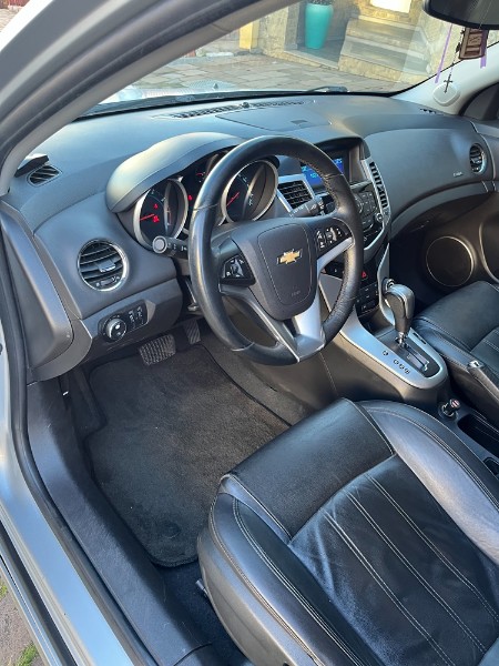 CHEVROLET CRUZE 1.8 LT SPORT6 16V FLEX 4P AUTOMATICO 2015/2016 BOSCO AUTOMÓVEIS GUAPORÉ / Carros no Vale