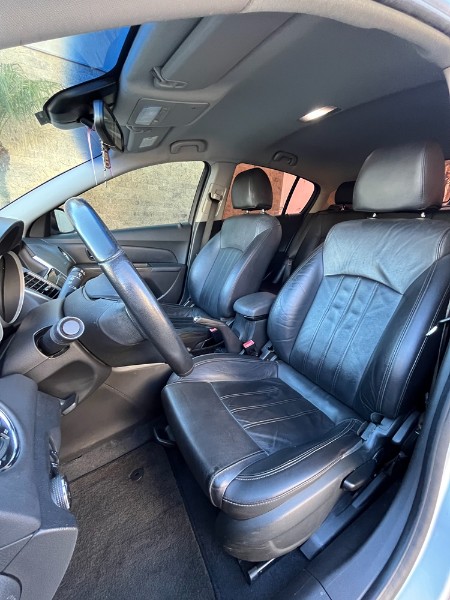 CHEVROLET CRUZE 1.8 LT SPORT6 16V FLEX 4P AUTOMATICO 2015/2016 BOSCO AUTOMÓVEIS GUAPORÉ / Carros no Vale