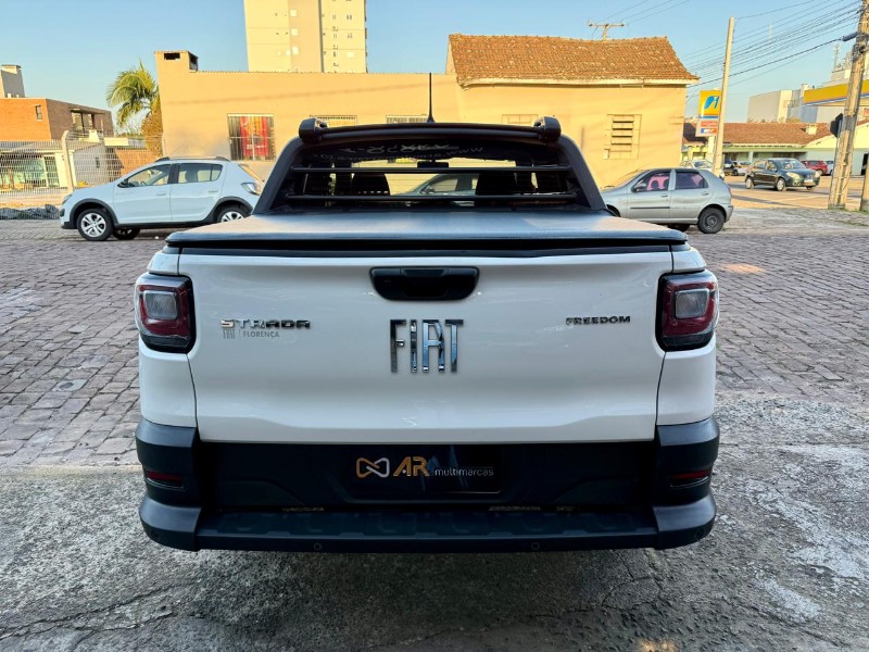 FIAT STRADA 1.3 FIREFLY FLEX FREEDOM CD MANUAL 2022/2023 AR MULTIMARCAS VENÂNCIO AIRES / Carros no Vale