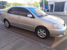 TOYOTA COROLLA 1.8 SEG 16V 2002/2003 RENAUTO VEÍCULOS LAJEADO / Carros no Vale