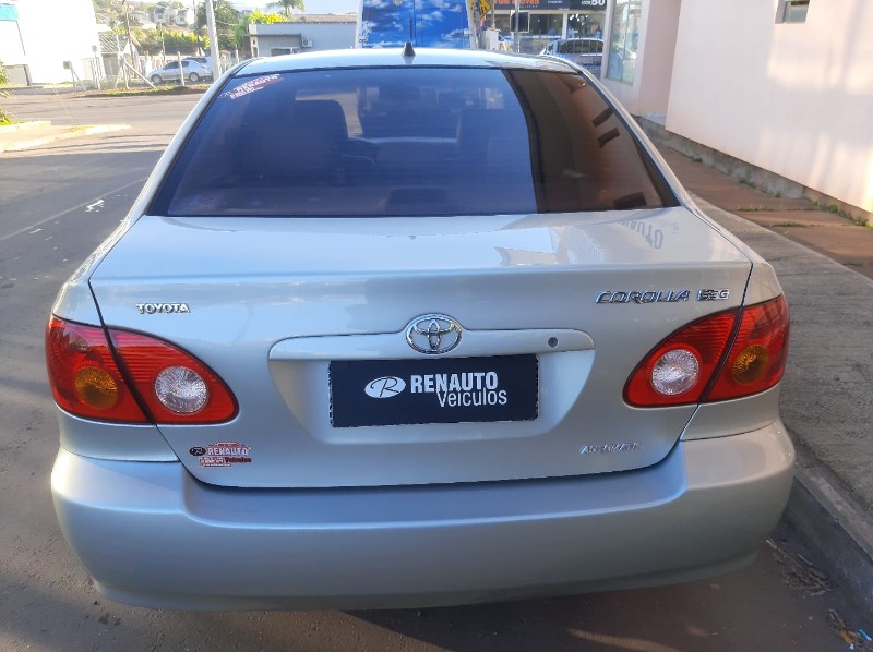 TOYOTA COROLLA 1.8 SEG 16V 2002/2003 RENAUTO VEÍCULOS LAJEADO / Carros no Vale