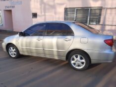 TOYOTA COROLLA 1.8 SEG 16V 2002/2003 RENAUTO VEÍCULOS LAJEADO / Carros no Vale