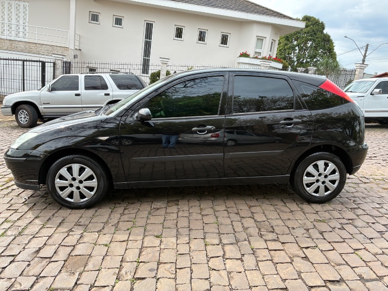 FORD FOCUS 1.6 GLX 8V FLEX 4P MANUAL - 2007