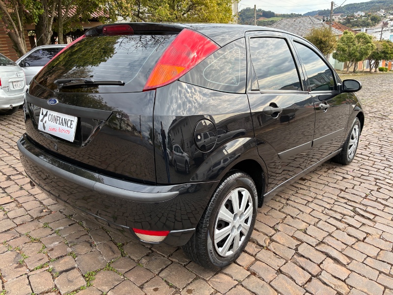 FORD FOCUS 1.6 GLX 8V FLEX 4P MANUAL - 2007