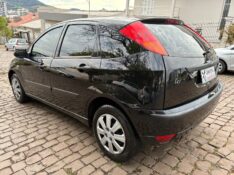 FORD FOCUS 1.6 GLX 8V FLEX 4P MANUAL 2006/2007 COMPLETO VEÍCULOS GUAPORÉ / Carros no Vale
