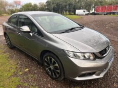 HONDA CIVIC SEDAN LXS /2016 MENEGHINI VEÍCULOS ARROIO DO MEIO / Carros no Vale