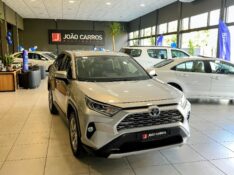 TOYOTA RAV4 2.5 S 4X4 HYBRID 2019/2019 JOÃO CARROS MULTIMARCAS GUAPORÉ / Carros no Vale