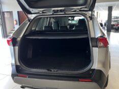 TOYOTA RAV4 2.5 S 4X4 HYBRID 2019/2019 JOÃO CARROS MULTIMARCAS GUAPORÉ / Carros no Vale