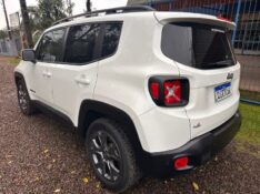 JEEP RENEGADE 1.8 /2018 MENEGHINI VEÍCULOS ARROIO DO MEIO / Carros no Vale