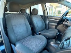 FORD FOCUS HATCH 2.0 GLX 2008/2008 SÉTIMA VEÍCULOS GUAPORÉ / Carros no Vale