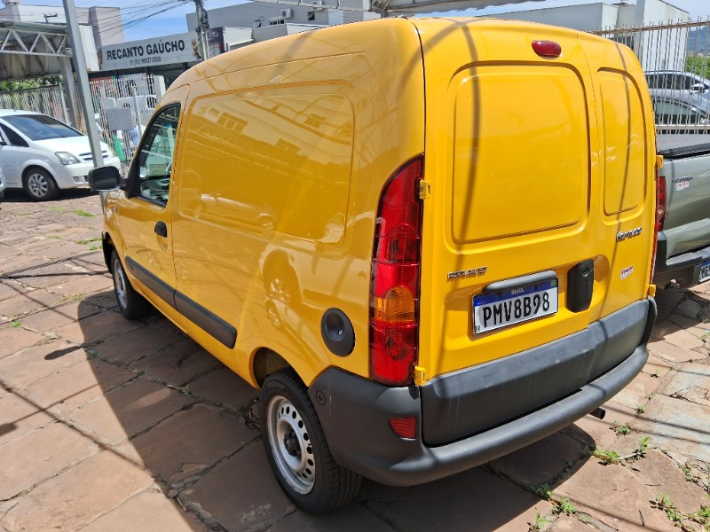 RENAULT KANGOO EXPRESS 1.6 2015/2015 SCHAEFER AUTOMÓVEIS TEUTÔNIA / Carros no Vale