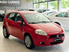 FIAT PUNTO 1.6 ESSENCE 16V FLEX 4P MANUAL 2011/2011 JOÃO CARROS MULTIMARCAS GUAPORÉ / Carros no Vale