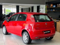 FIAT PUNTO 1.6 ESSENCE 16V FLEX 4P MANUAL 2011/2011 JOÃO CARROS MULTIMARCAS GUAPORÉ / Carros no Vale