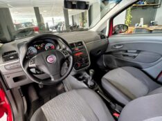 FIAT PUNTO 1.6 ESSENCE 16V FLEX 4P MANUAL 2011/2011 JOÃO CARROS MULTIMARCAS GUAPORÉ / Carros no Vale