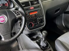 FIAT PUNTO 1.6 ESSENCE 16V FLEX 4P MANUAL 2011/2011 JOÃO CARROS MULTIMARCAS GUAPORÉ / Carros no Vale