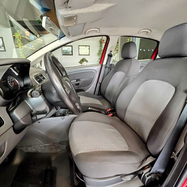 FIAT PUNTO 1.6 ESSENCE 16V FLEX 4P MANUAL 2011/2011 JOÃO CARROS MULTIMARCAS GUAPORÉ / Carros no Vale FIAT PUNTO 1.6 ESSENCE 16V FLEX 4P MANUAL 2011/2011 JOÃO CARROS MULTIMARCAS GUAPORÉ / Carros no Vale