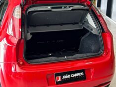 FIAT PUNTO 1.6 ESSENCE 16V FLEX 4P MANUAL 2011/2011 JOÃO CARROS MULTIMARCAS GUAPORÉ / Carros no Vale