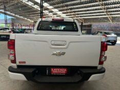 CHEVROLET S10 LT 2.4 2012/2013 LAVENDA VEÍCULOS ARROIO DO MEIO / Carros no Vale