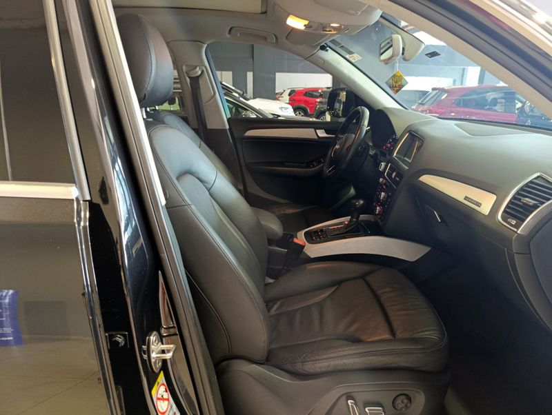 Audi Q5 2.0 Tfsi 16v Quattro Ambiente 2014/2014 SIM VEÍCULOS PORTO ALEGRE / Carros no Vale