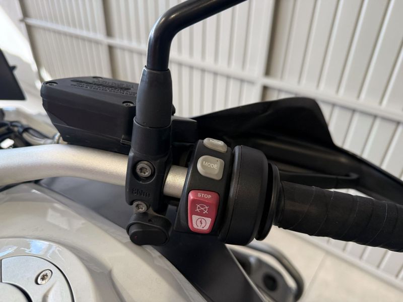 Bmw R1200 Gs 2017/2018 SIM VEÍCULOS PORTO ALEGRE / Carros no Vale