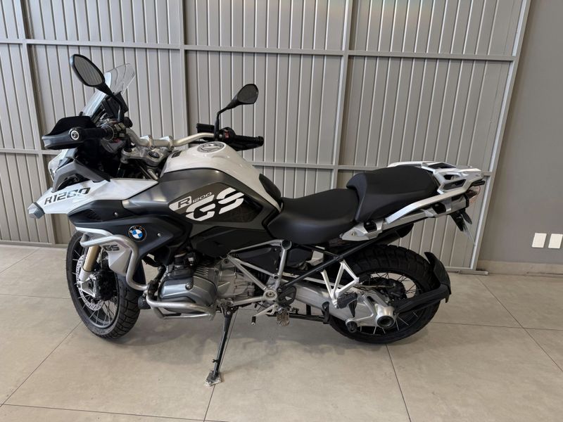 Bmw R1200 Gs 2017/2018 SIM VEÍCULOS PORTO ALEGRE / Carros no Vale