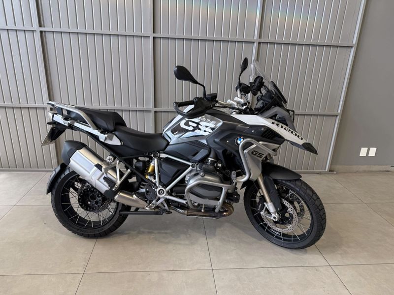 Bmw R1200 Gs 2017/2018 SIM VEÍCULOS PORTO ALEGRE / Carros no Vale