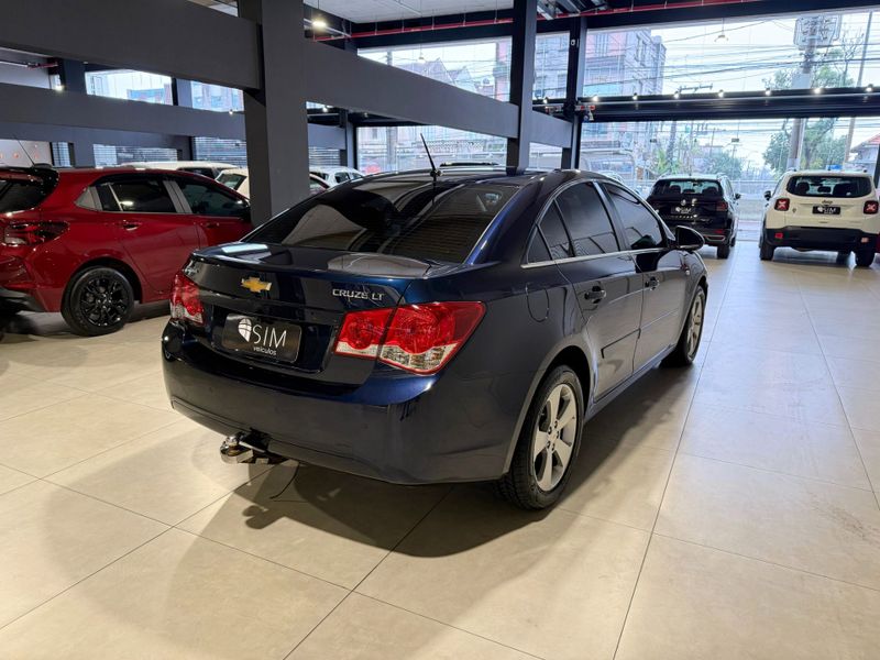 Chevrolet Cruze 1.8 Lt 16v 2012/2013 SIM VEÍCULOS PORTO ALEGRE / Carros no Vale