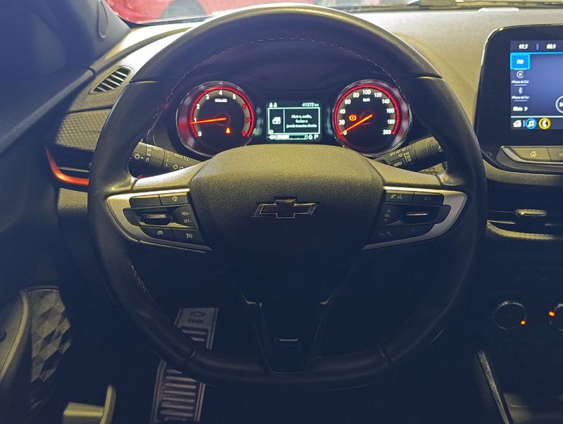 Chevrolet Onix 1.0 Tat Rs 2022/2023 SUZUKI GRAN VITARA 4X2 2.0 2014/2014 / Carros no Vale