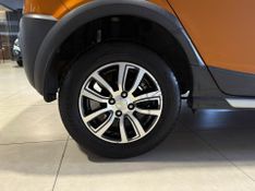 Chevrolet Onix 1.4 Act 2016/2017 SIM VEÍCULOS PORTO ALEGRE / Carros no Vale