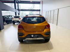 Chevrolet Onix 1.4 Act 2016/2017 SIM VEÍCULOS PORTO ALEGRE / Carros no Vale