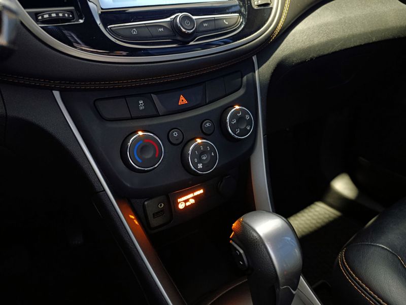 Chevrolet Tracker Lt 1.4 Turbo 16v 4×2 2019/2019 SIM VEÍCULOS PORTO ALEGRE / Carros no Vale