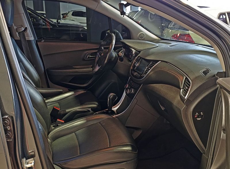 Chevrolet Tracker Premier 1.4 Turbo 16v 2018/2019 SUZUKI GRAN VITARA 4X2 2.0 2014/2014 / Carros no Vale
