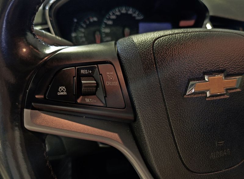 Chevrolet Tracker Premier 1.4 Turbo 16v 2018/2019 SIM VEÍCULOS PORTO ALEGRE / Carros no Vale