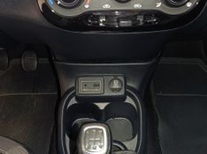 Fiat Mobi Like On 1.0 Fire 2016/2017 SIM VEÍCULOS PORTO ALEGRE / Carros no Vale