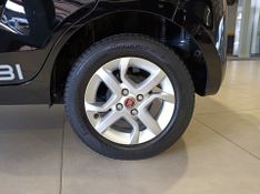 Fiat Mobi Like On 1.0 Fire 2016/2017 SUZUKI GRAN VITARA 4X2 2.0 2014/2014 / Carros no Vale