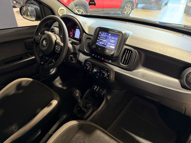 Fiat Mobi Trekking 1.0 2022/2023 SIM VEÍCULOS PORTO ALEGRE / Carros no Vale