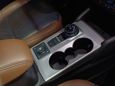 Ford Bronco S Wild 2.0 2024/2024 SUZUKI GRAN VITARA 4X2 2.0 2014/2014 / Carros no Vale