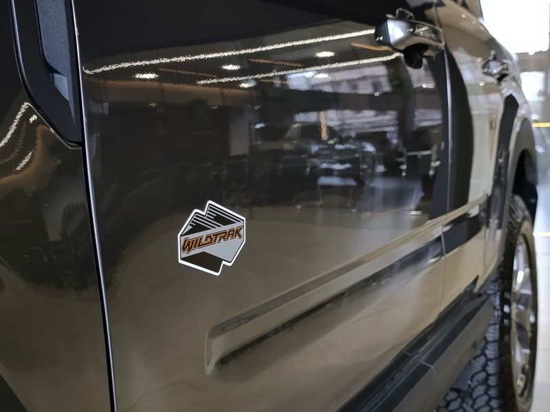 Ford Bronco S Wild 2.0 2024/2024 SUZUKI GRAN VITARA 4X2 2.0 2014/2014 / Carros no Vale