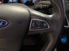 Ford Focus 1.6 Se 16v 2017/2018 SIM VEÍCULOS PORTO ALEGRE / Carros no Vale