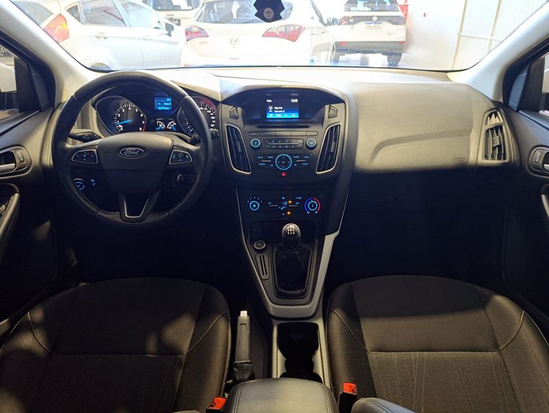 Ford Focus 1.6 Se 16v 2017/2018 SIM VEÍCULOS PORTO ALEGRE / Carros no Vale