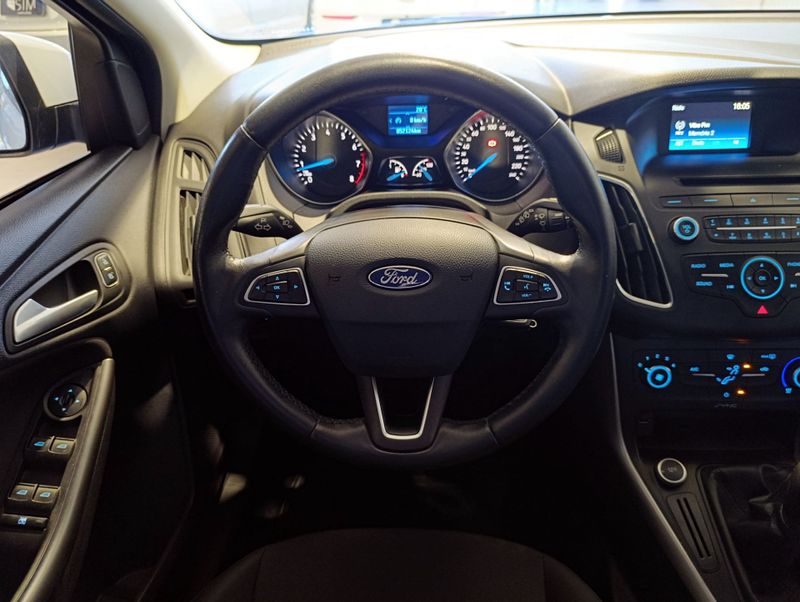 Ford Focus 1.6 Se 16v 2017/2018 SIM VEÍCULOS PORTO ALEGRE / Carros no Vale