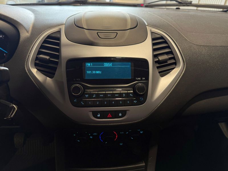 Ford Ka 1.0 Se 12v 2020/2020 SUZUKI GRAN VITARA 4X2 2.0 2014/2014 / Carros no Vale