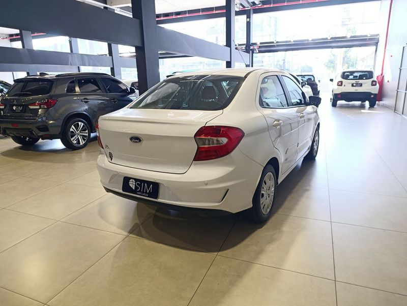 Ford Ka 1.5 Sedan Se 12v 2018/2019 SUZUKI GRAN VITARA 4X2 2.0 2014/2014 / Carros no Vale