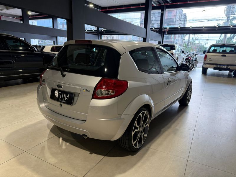 Ford Ka 2009/2010 SUZUKI GRAN VITARA 4X2 2.0 2014/2014 / Carros no Vale